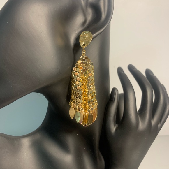 Earrings - Picture 2 of 3